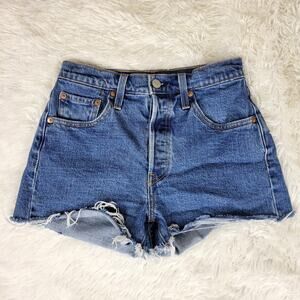 Levis 501 Original High Waisted Cut Off Denim Shorts Medium Wash Blue W25 56327